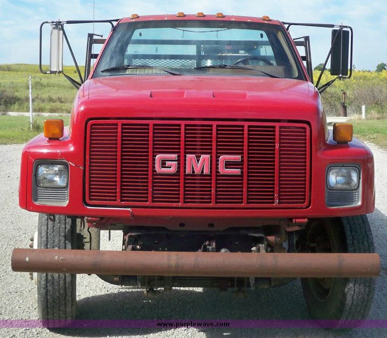 image for item 7411 1992 GMC Topkick truck with 12' flatbed