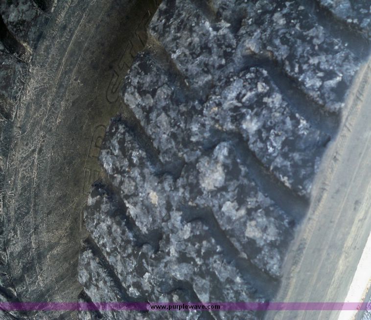 image for item 7411 1992 GMC Topkick truck with 12' flatbed