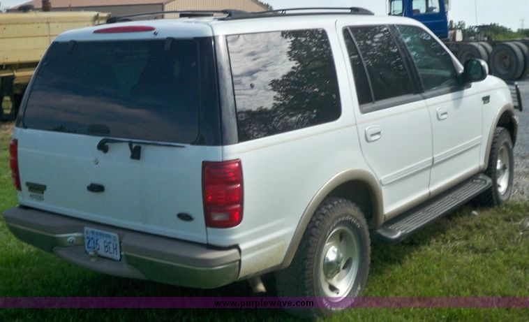 image for item 7412 1999 Ford Expedition Eddie Bauer edition