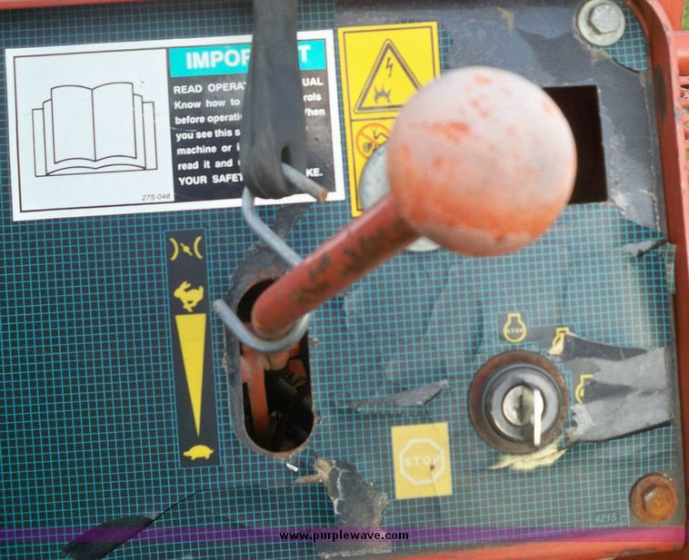 image for item 7419 Ditch Witch 7610DD trencher