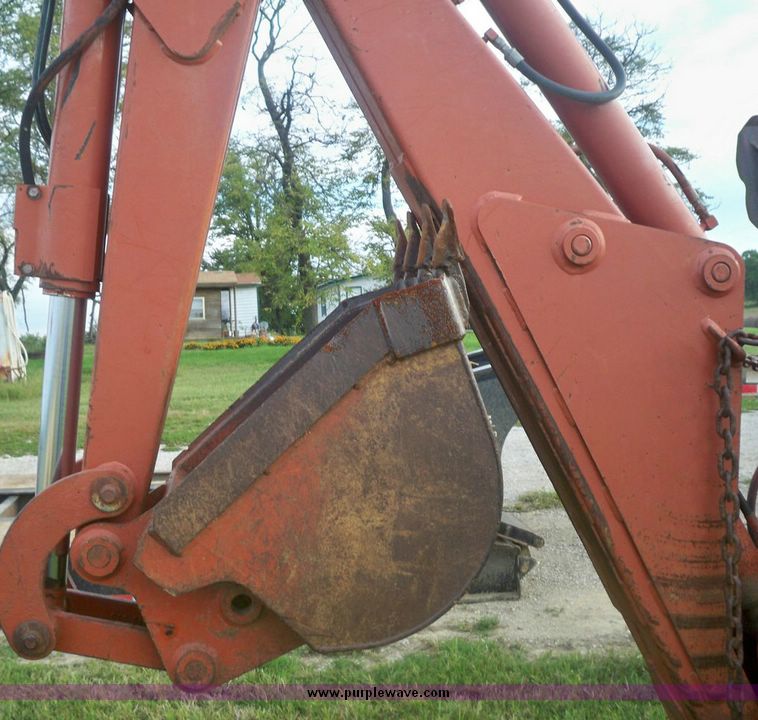 image for item 7419 Ditch Witch 7610DD trencher