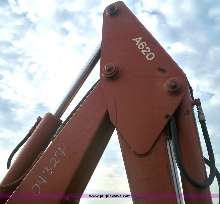 image for item 7419 Ditch Witch 7610DD trencher