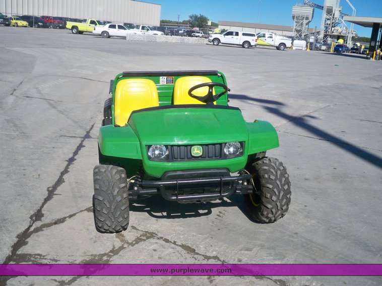 image for item 7437 John Deere Gator TX