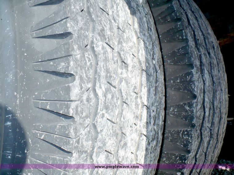 image for item 8567 1984 GMC C6500 service truck