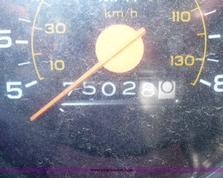 image for item 8567 1984 GMC C6500 service truck