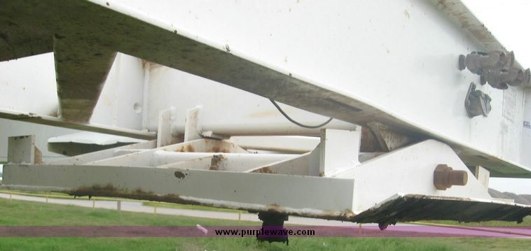 image for item 8751 2005 Trail Blazer rock trailer