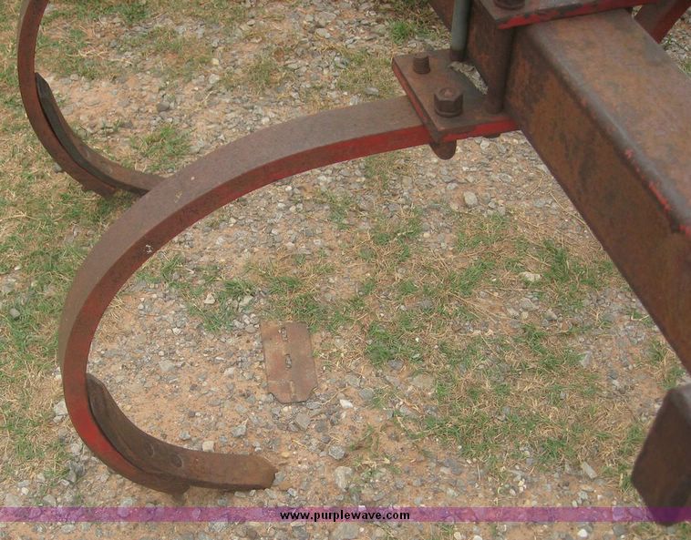 image for item 8763 Five shank chisle