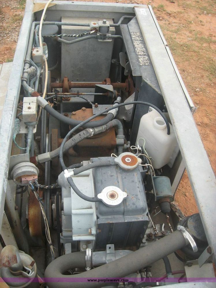 image for item 8765 United Technologies Carrier Fransicold reefer unit with diesel engine