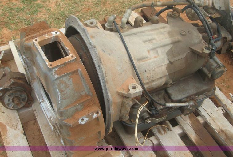 image for item 8767 Assorted automotive parts