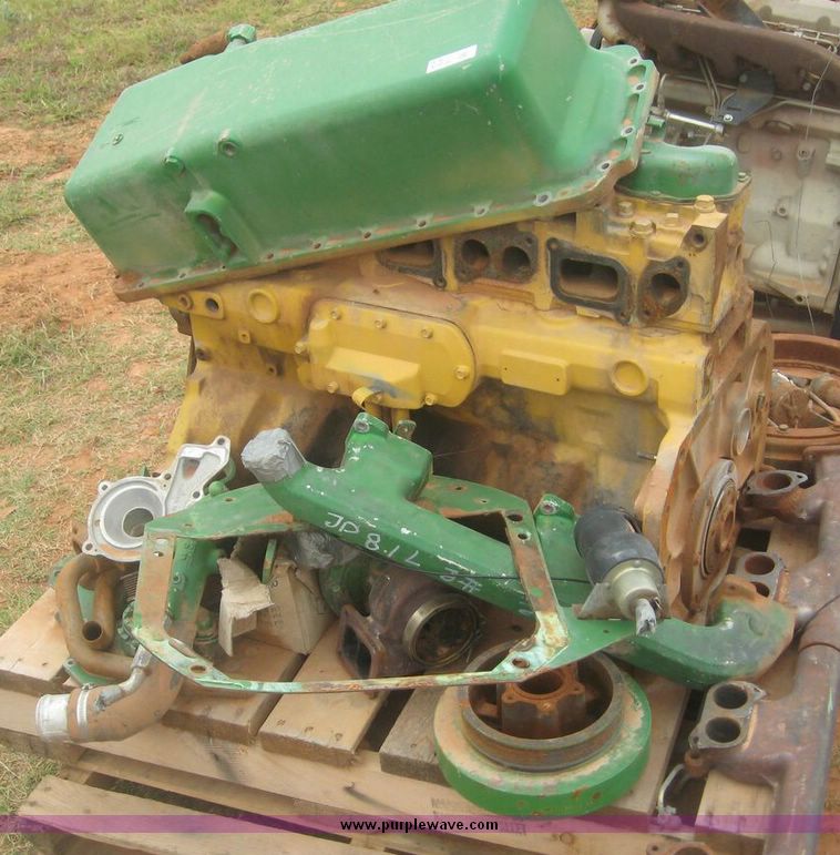 image for item 8767 Assorted automotive parts