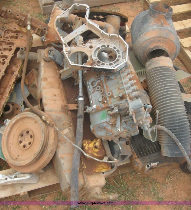 image for item 8767 Assorted automotive parts