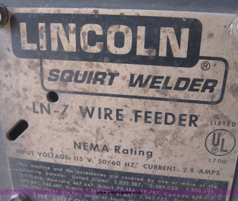 image for item 8770 Lincoln R35-40C welder with wire feed