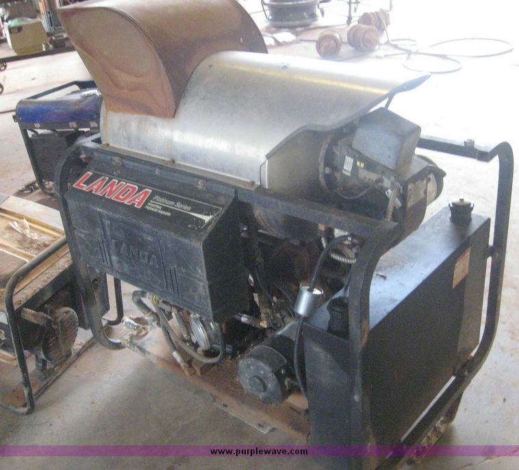 image for item 8772 Landa 5-3000 hot water pressure washer