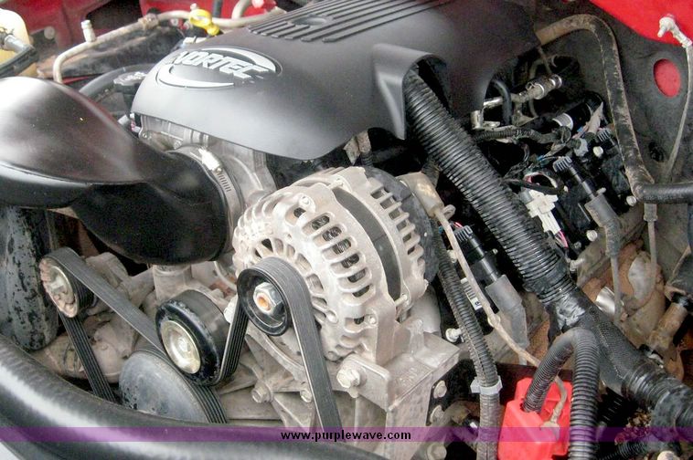 image for item 8776 2006 Chevrolet K1500 Silverado crew cab pickup