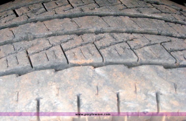 image for item 8776 2006 Chevrolet K1500 Silverado crew cab pickup