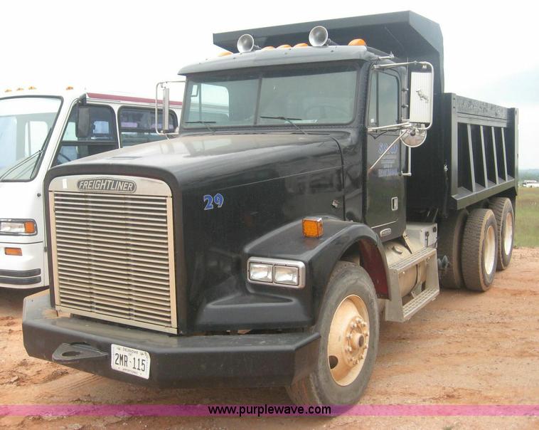 image for item 8779 1991 Freightliner