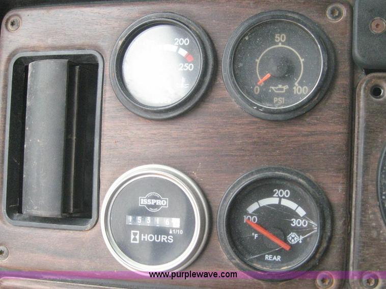 image for item 8779 1991 Freightliner