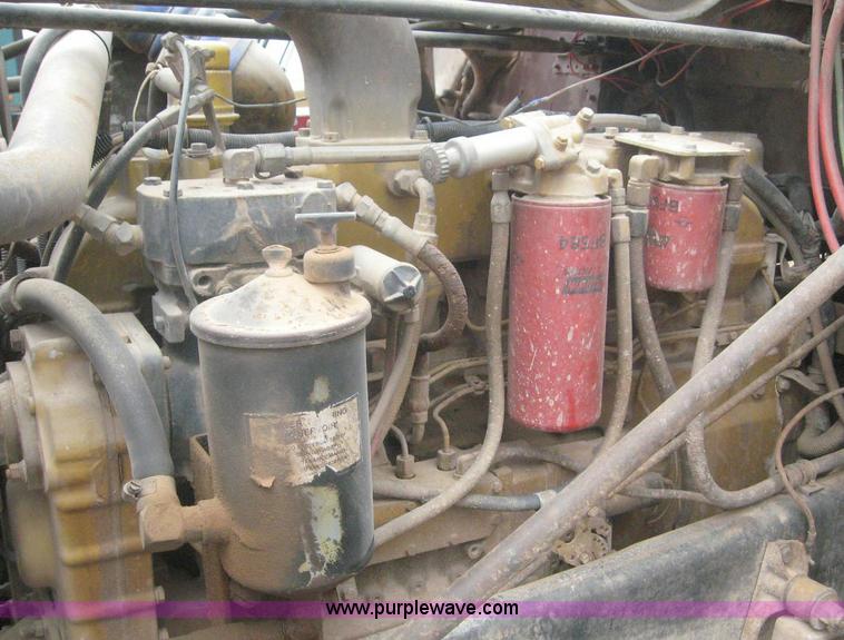 image for item 8779 1991 Freightliner