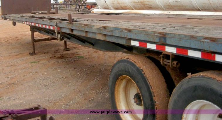 image for item 8964 1980 Hobbs 42' flat bed trailer