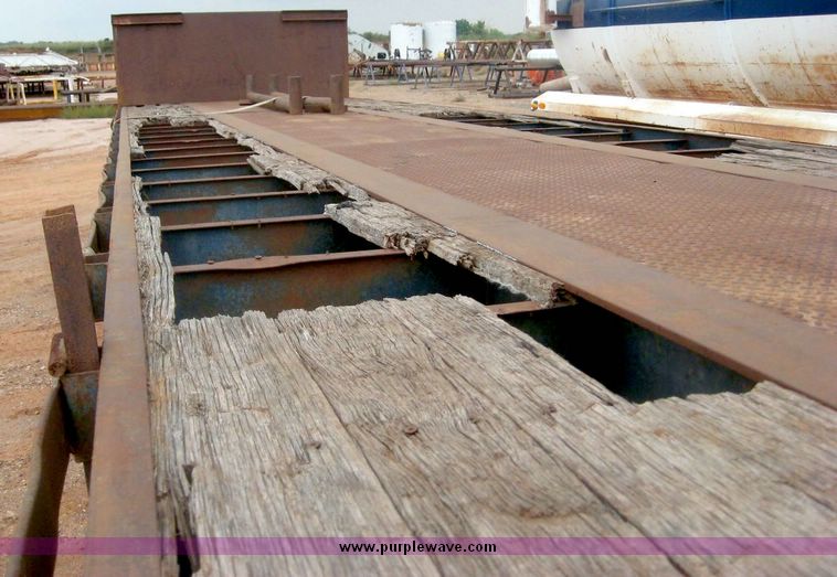 image for item 8964 1980 Hobbs 42' flat bed trailer