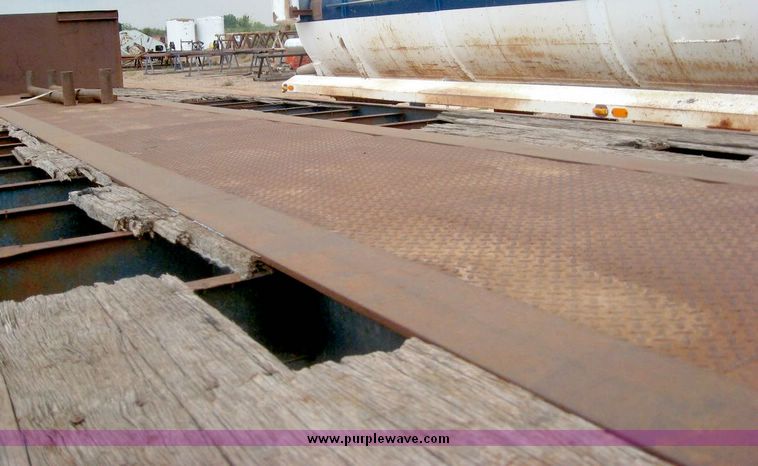 image for item 8964 1980 Hobbs 42' flat bed trailer