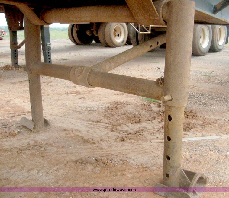 image for item 8964 1980 Hobbs 42' flat bed trailer