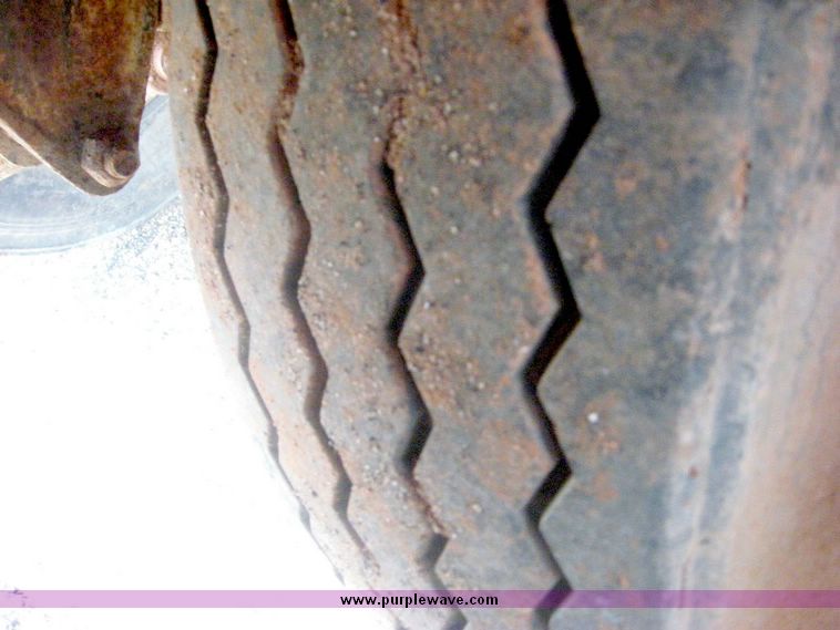 image for item 8965 1991 FWF water tank