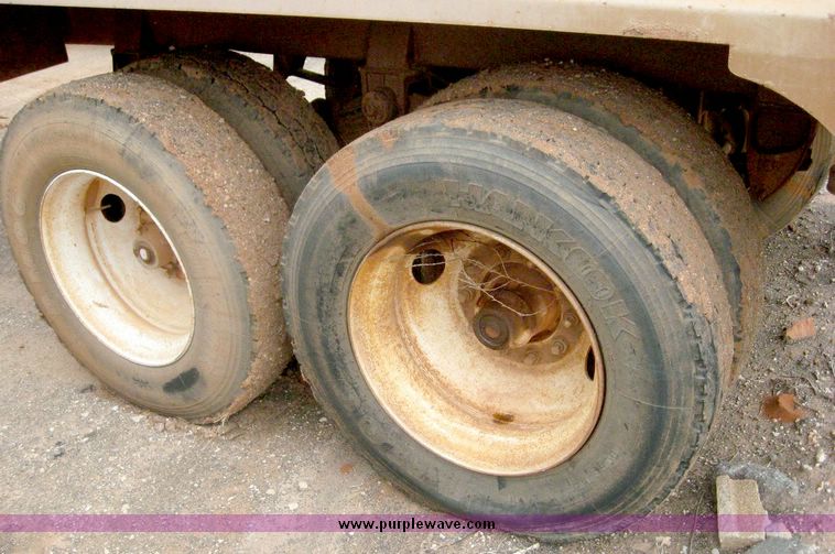 image for item 8966 1980 Tiger Tank water trailer