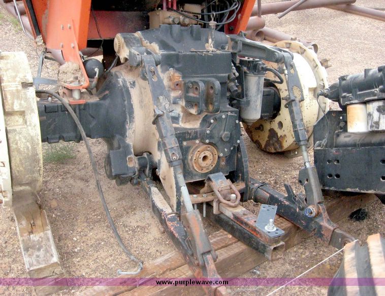 image for item 8972 Allis Chalmers 7060 tractor
