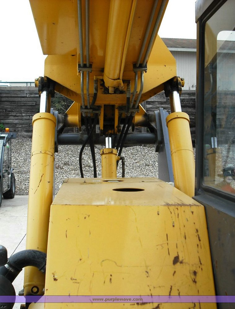image for item 9999 2004 Gehl RS5 telehandler