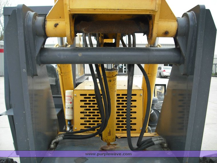 image for item 9999 2004 Gehl RS5 telehandler