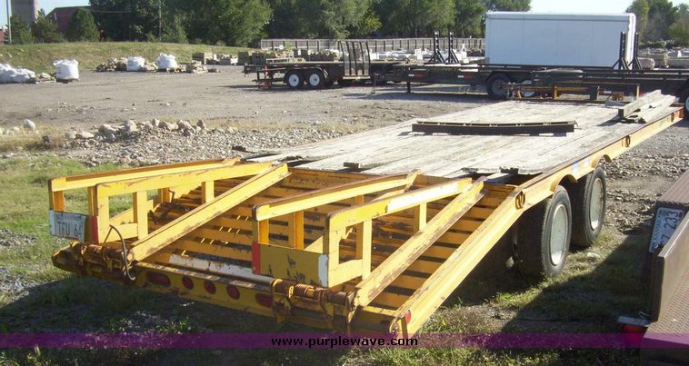 image for item 7605 1994 CZ Engineering tandem axle trailer