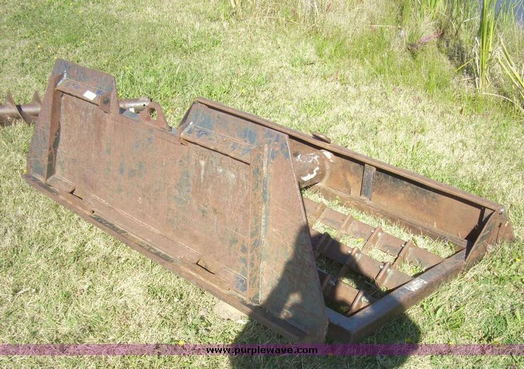 image for item 7641 Gradertek GT100 71" leveler