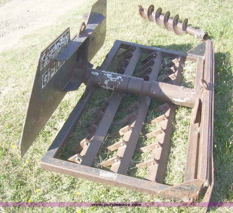 image for item 7641 Gradertek GT100 71" leveler