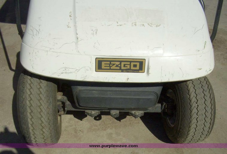 image for item 7660 EZ-Go electric golf cart