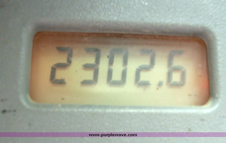 image for item 7661 2005 Bobcat T-250 skid steer