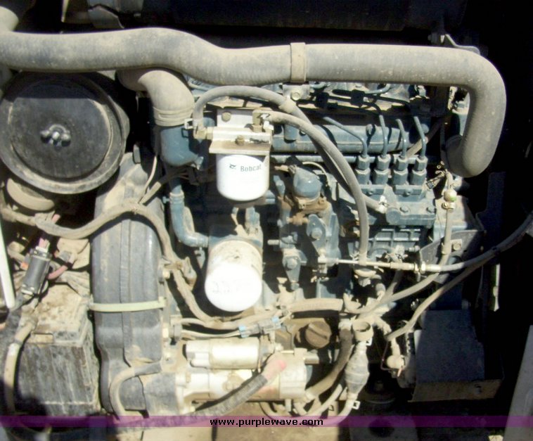 image for item 7661 2005 Bobcat T-250 skid steer