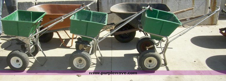 image for item 7702 (3) fertilizer spreaders