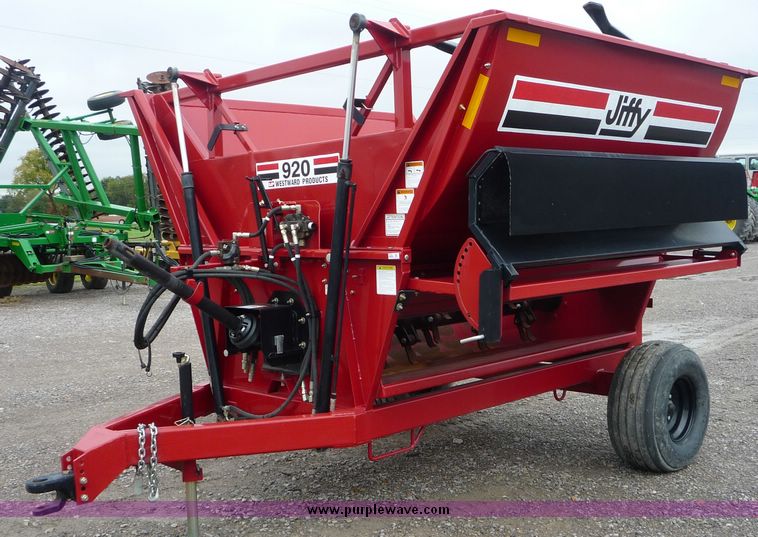 image for item 2062 2006 Jiffy 920 bale processor