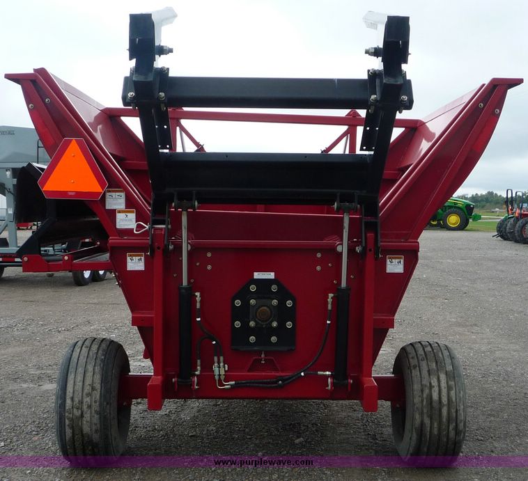 image for item 2062 2006 Jiffy 920 bale processor