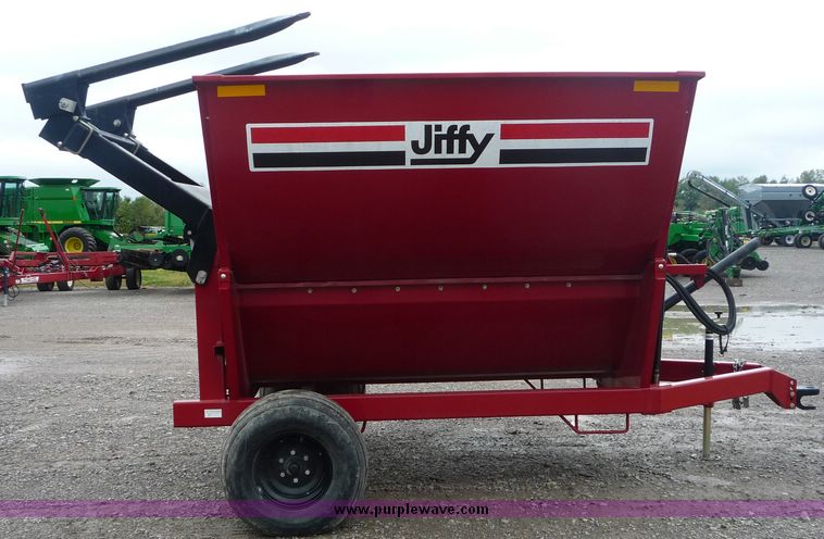 image for item 2062 2006 Jiffy 920 bale processor