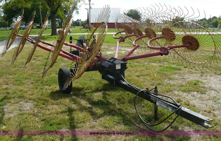 image for item 3739 Kelderman 10 wheel rake