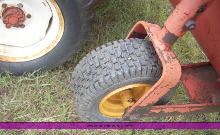 image for item 5093 Hesston 500 self propelled swather