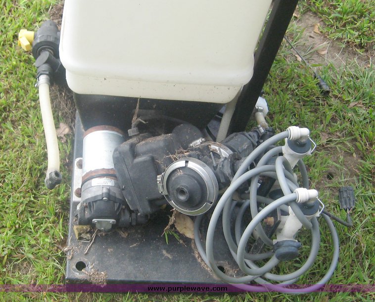 image for item 8064 (3) Raven liquid insecticide systems