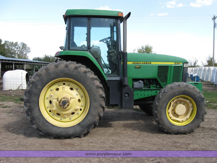 image for item 8928 1998 John Deere 7610 MFWD tractor