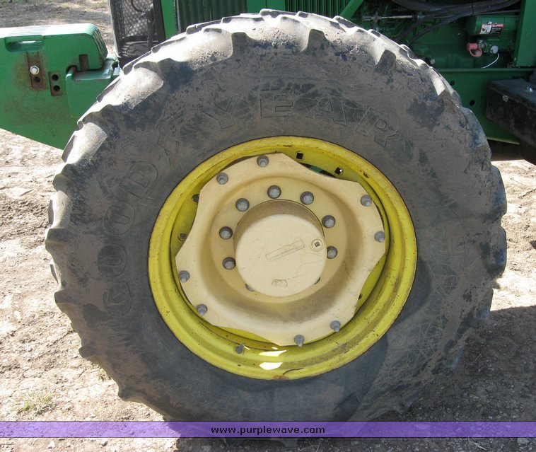 image for item 8928 1998 John Deere 7610 MFWD tractor