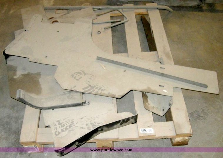 image for item 8942 Fuel tank guard for New Holland TS series tractor