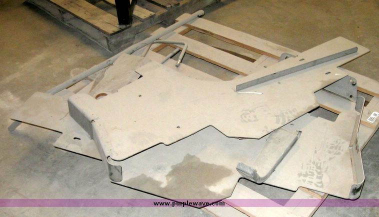 image for item 8942 Fuel tank guard for New Holland TS series tractor