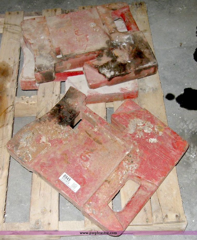 image for item 8945 (3) suitcase weights