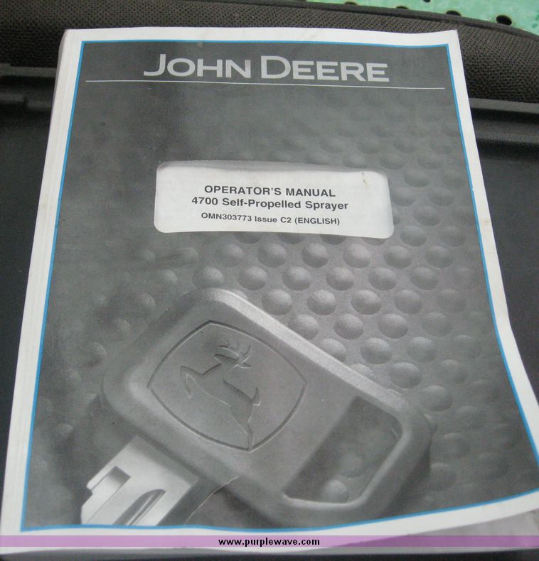 image for item 8974 1998 John Deere 4700 self propelled sprayer